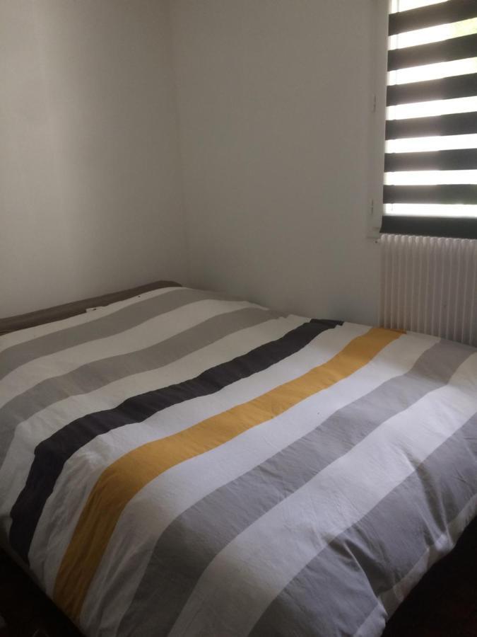 Maison Marylene Possibilite De Louer 2 Chambres Et Un Lit 1Place Supplement Du Reglement De La Location En A Regler Sur Place ,Petit Dejeuner Egalement Vous Gagnez 16 Pour-Cent ジヴリ エクステリア 写真